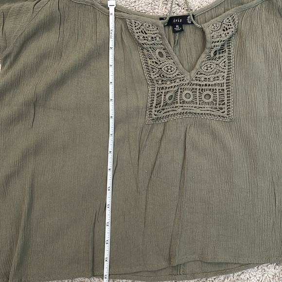 Iris Blouse - Picture 6 of 9